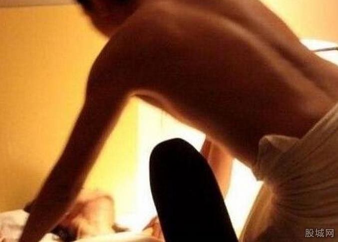 实名举报妻子遭强奸 人妻 4 年遭强奸数十次还玩车震 实名举报妻子遭强奸 人妻 4 年遭强奸数十次还玩车震