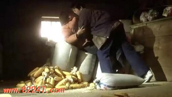 盲山：女大学生被拐深山后被糟蹋 场面脸红