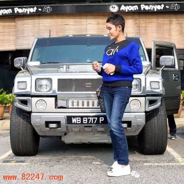 马来西亚小伙变性成网红赚百万 反悔想再变回男人