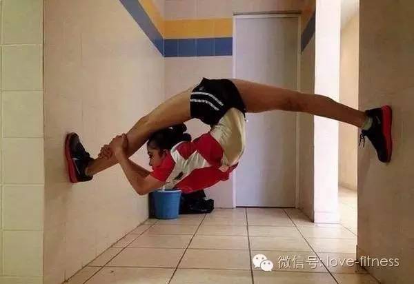 平板支撑 锻炼核心肌群