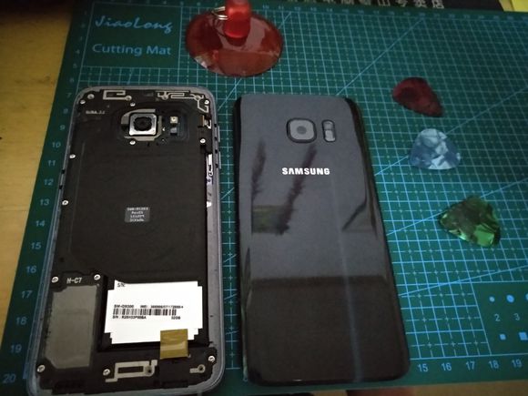 三星 s7/s7 edge 换电池图解 三星 s7/s7 edge 换电池图解