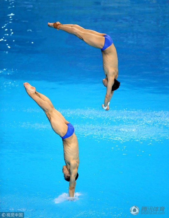 高清：跳水世界杯男双 10 米跳台 陈艾森杨昊夺冠