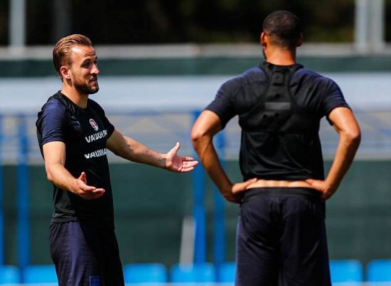 凯恩：通过世界杯赢回球迷信任 首场比赛全力争胜